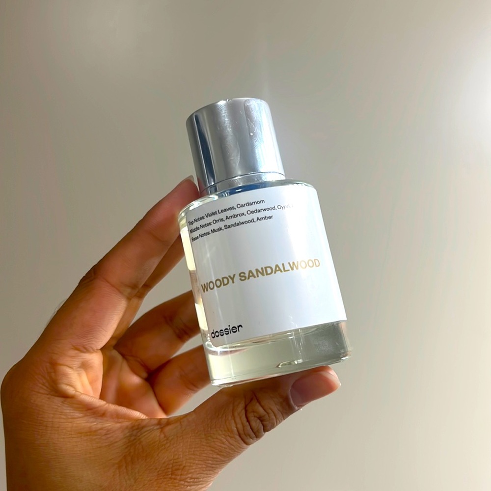 Dossier Woody Sandalwood